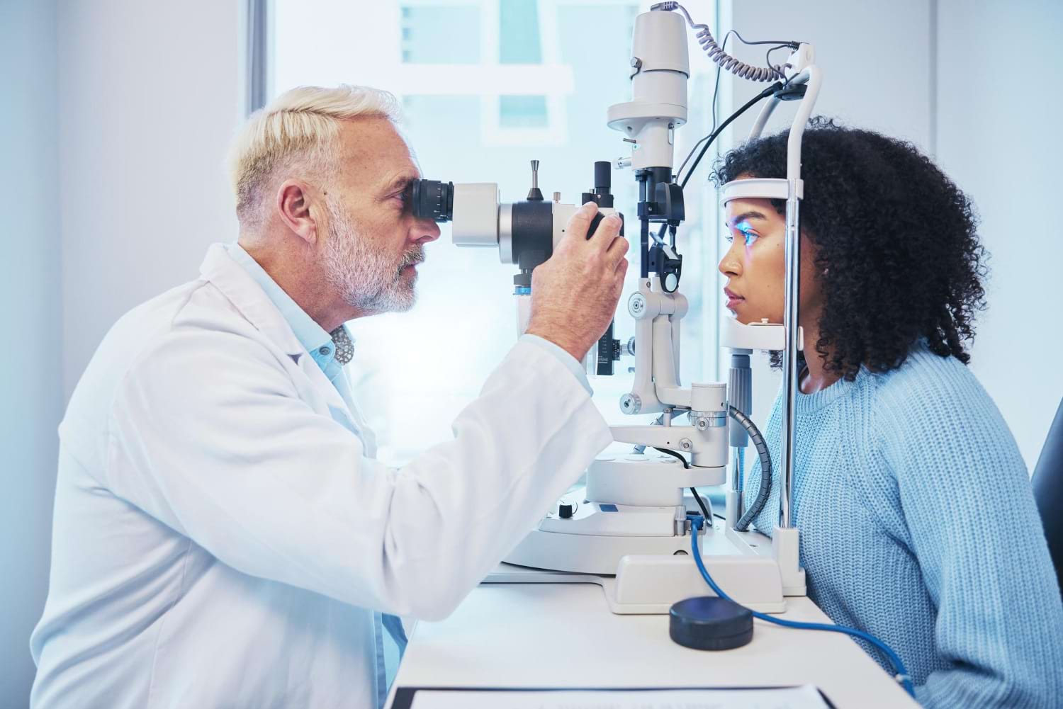 Consultation examen vue médecin